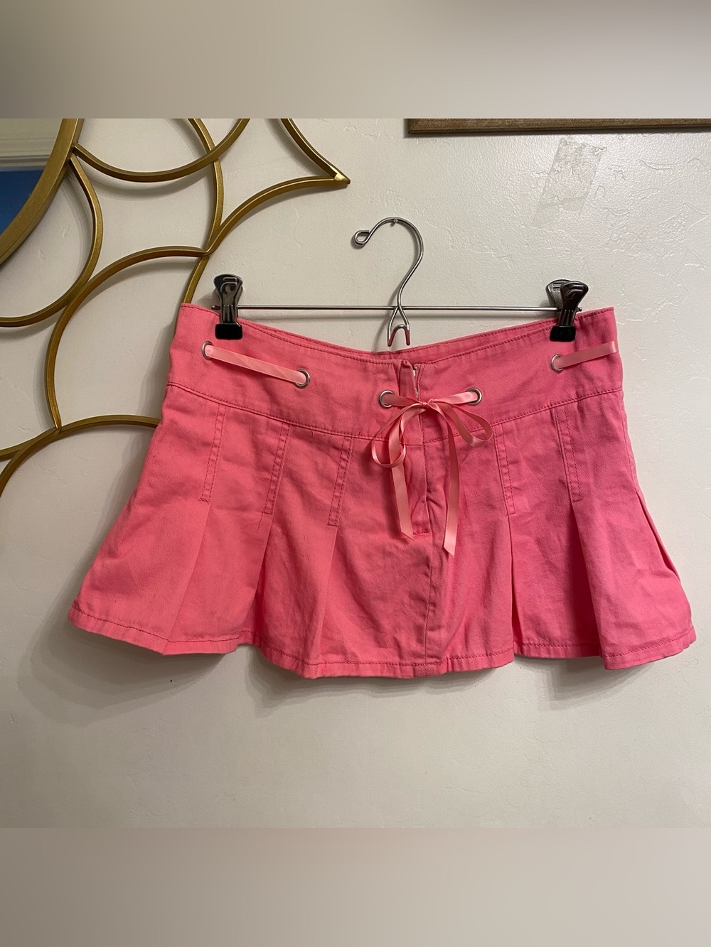 Dolls Kill Sugar Thrillz Pink Pleated Micro Mini Skirt sz S Coquette Kawaii Y2K